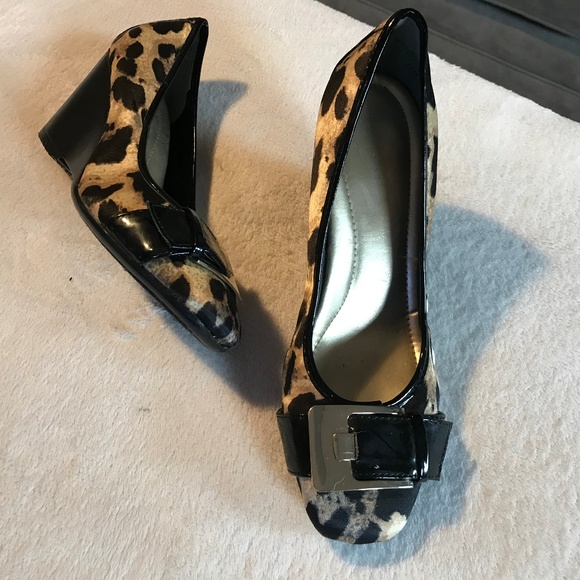 shoes - Picture 1 of 1